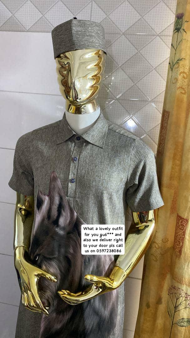 Men’s Grey Short-Sleeve Traditional Set with Matching Cap