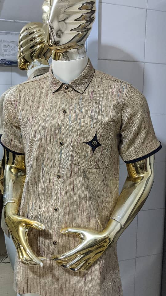 Classic Beige Heritage Short-Sleeve Shirt