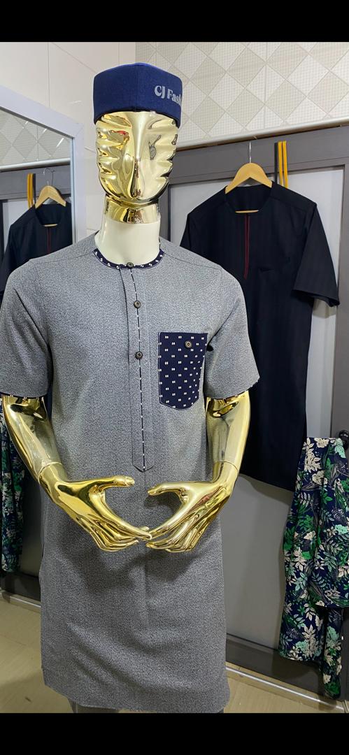 Gray Short-Sleeve Men’s Kaftan with Navy Polka Dot Pocket Detail